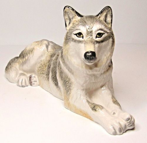 John Beswick Wolves - WOLF Lying - New for 2018 — image 2