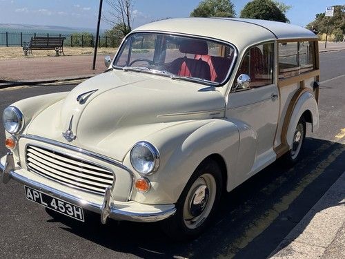 Morris Minor Traveller