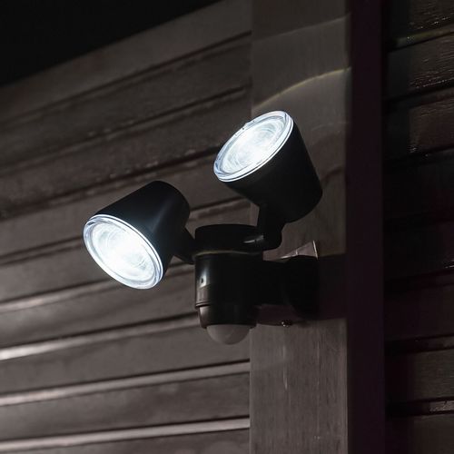 Battery LED PIR Motion Sensor Security Wall Light | Outdoor Garden Adjustable — image 11