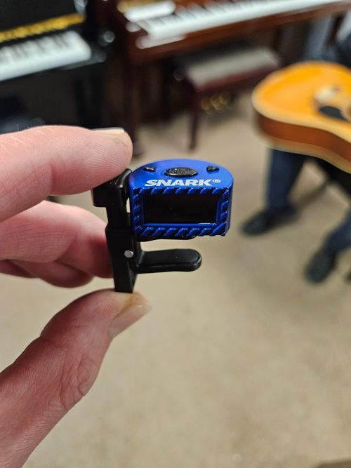 SNARK CLT-1 Crazy Little Thing Micro-Sized Rechargeable Digital Tuner — image 5