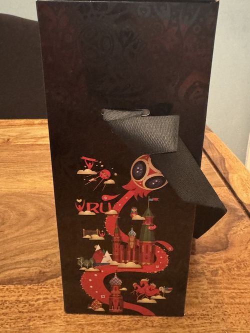 Official FIFA World Cup 2018 Russia Hospitality Trophy VIP Boxed Rare Gift — image 5