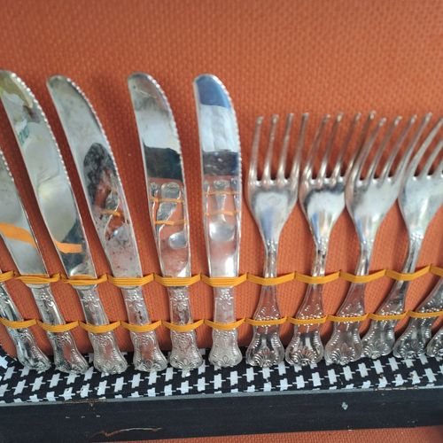 Vintage Italian 24 Piece Silver Plated Cutlery Set in Case A800 EP Zing LBL (1) — image 7