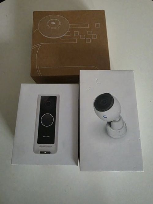 Ubiquiti UniFi G4 Doorbell+Ubiquiti U6-PRO ACCESS POINT+Ubiquiti Unifi-G4Bullet