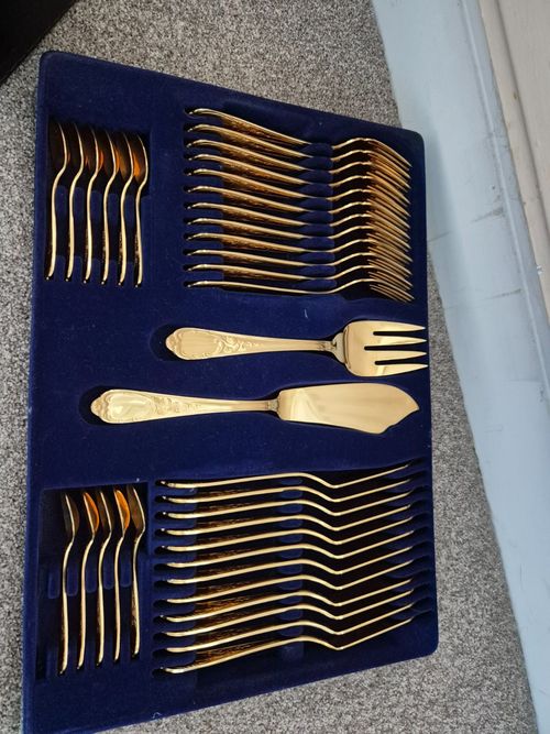Bestecke Solingen 23-24 Carat Gold Plated Cutlery Set 70 Piece Carrying Case — image 2
