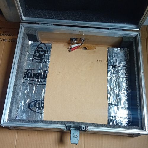 Heavy Duty Metal Turntable Deck Flight Case - Technics, Numark, Pioneer  — image 4