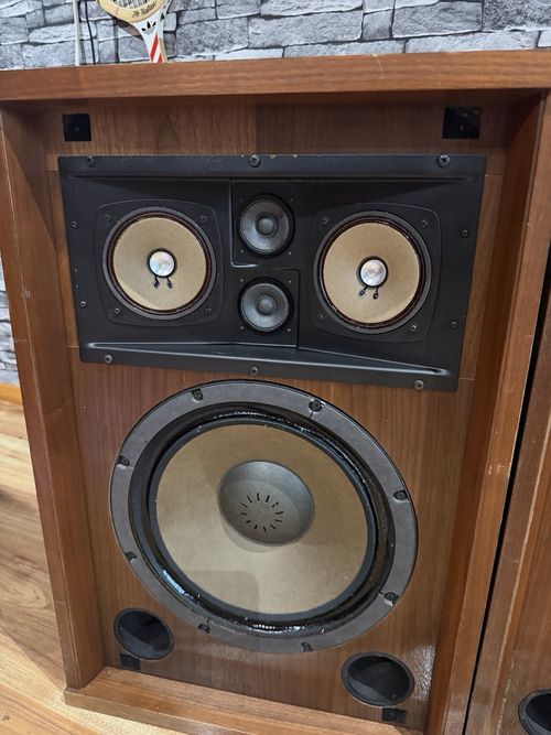 Vintage Sansui SP-1700 3-Way 5-Speaker System - Rare - Fully Working — image 2