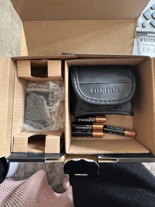 Fujifilm EF-X20 Hot Shoe Strobe Flash for Fujifilm X Digital Camera w/ Case — image 4