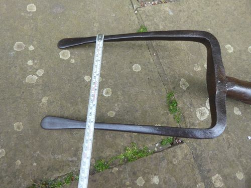 Vintage Garden T Handle 2 Prong Clay Fork . YARDLEY ELEPHANT  "wontbuckle" brand — image 13