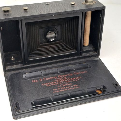 Vintage Kodak No. 3-D Folding Autographic Brownie Camera ~ NEEDS ATTENTION — image 6