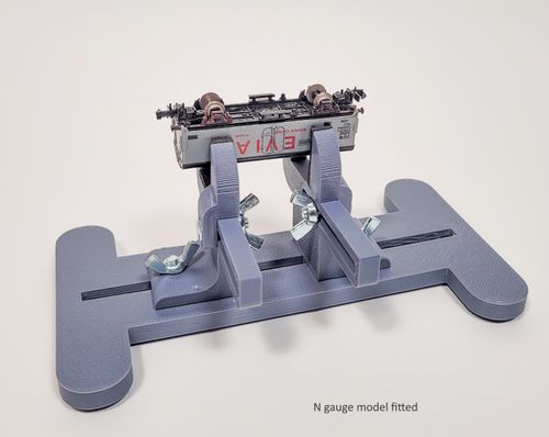 Model Railway Loco Servicing Cradle SMALL adjustable train berth stand 00 H0 N — image 7