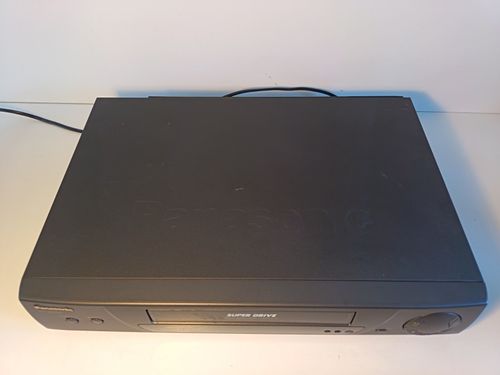Panasonic NV-SD230B Super Drive VHS Recorder Player With Remote, Fully Working  — image 12