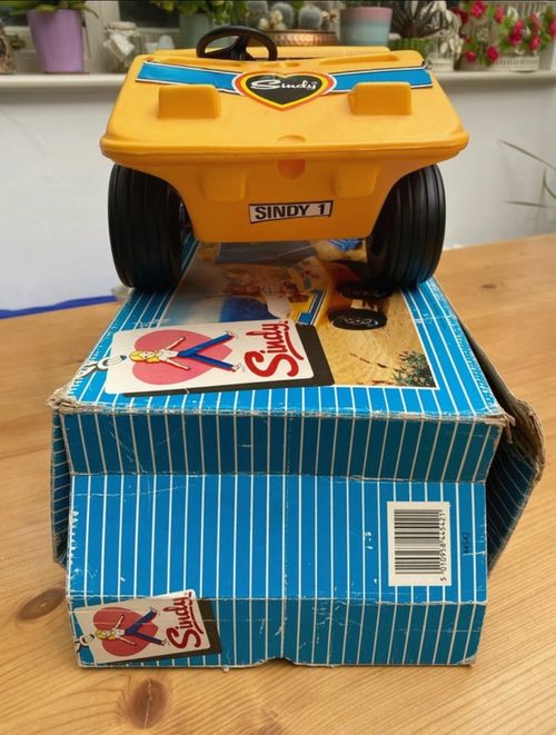 Vintage Pedigree Sindy Camper Buggy Car with Original Box  — image 7