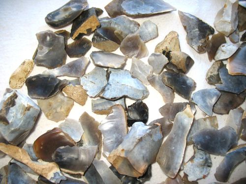 Mesolithic flint stone tool microliths scrapers bladelets 5000 BC One per bid — image 2