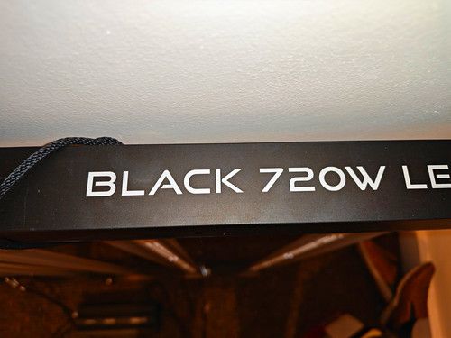 Omega Black 720W LED Grow Light With 600W Driver/Power Supply