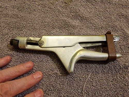 Beatifully Crafted RAF Air Ministry Unusual and Quality Notching Tool. Ref. 1914
