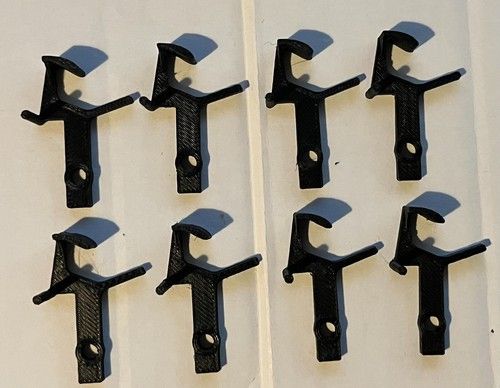 Reproduction Tri-ang / NOVO Big Big Train Coach Coupling Hooks O Gauge (4 Pairs)