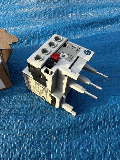 ALLEN BRADLEY Thermal Bimetallic Overload Relay Various Sizes — image 2