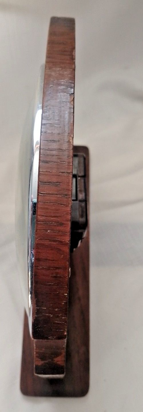 VINTAGE OLD ART-DECO MANTLE CLOCK (SMITHS?) now converted into a quartz battery. — image 5