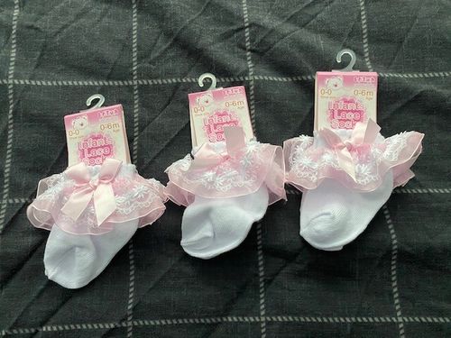 Baby Girls Lace and Bow Frilly Socks White and Pink Various Sizes — image 3