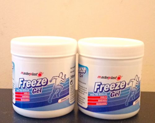 Masterplast Freeze Gel 2 x 200ml Cooling Gel Wraps Pain Relief White/Blue — image 1