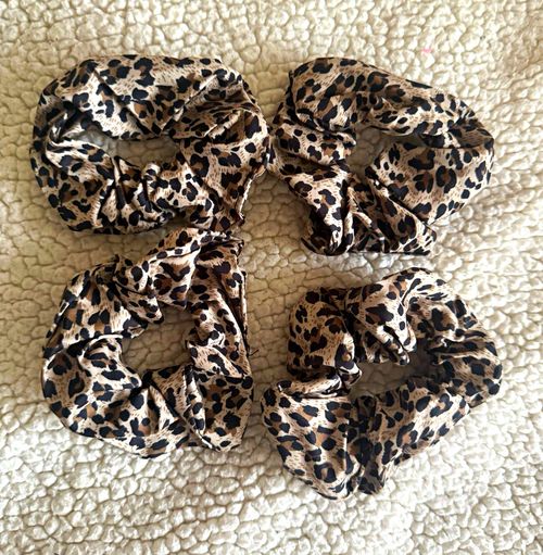4 Pack Leopard Print Fabric Hair Scrunchies Elasticated Beige/Black 6cm — image 1