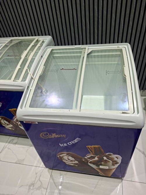 AHT Cadbury Commercial Ice Cream Display Chest Freezer with Sliding Glass Lid