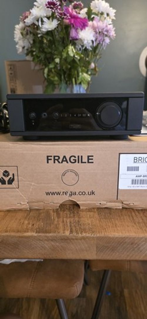 Rega Brio Mk7 Amplifier Excellent Condition with Original Box