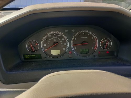 Volvo V70 SE (170BHP) Auto — image 15