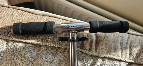 Micro classic teens/adults two wheeled scooter — image 4
