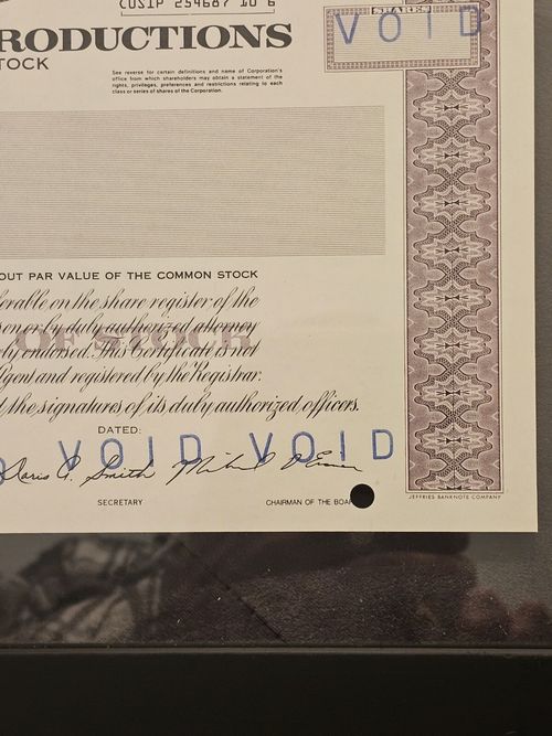 Original 1967 Walt Disney stock certificate Mickey Mouse Authentic Uncirculated — image 4