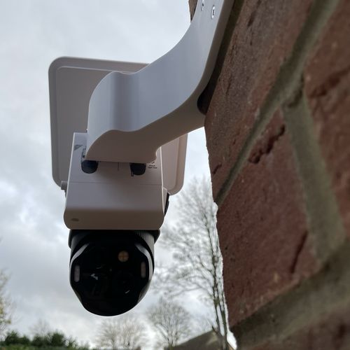 Eufy S4 EufyCam Solar External Corner Wall Mounting Bracket Arm 45 Degrees — image 9