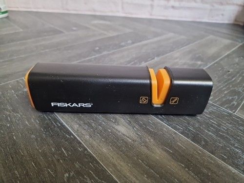 Fiskars XSharp Sharpener for your Axe or Knife Sharpening Ceramic Grind Stone #M