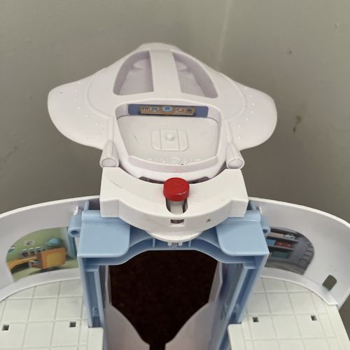 Octonauts Above & Beyond Octoray Transforming Headquarters Playset Working Sound — image 7