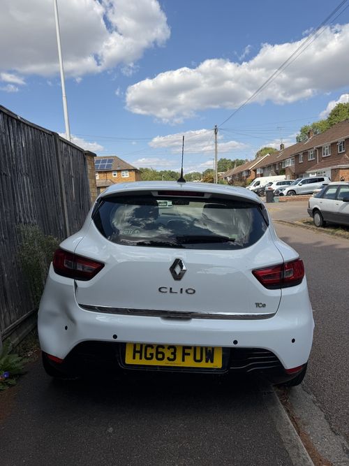 renault clio — image 2