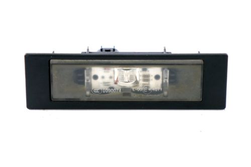 BMW E81 E87 F06 F12 F13 F20 F21 Rear Number Licence Plate Light Lamp LED 7193294 — image 1
