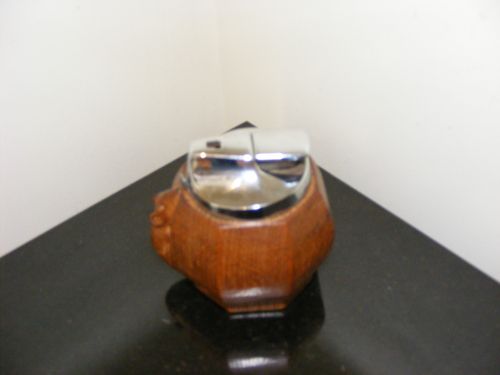 Rare Mouseman Robert Thompson 1970's Ronson Table Lighter ( critter ) — image 12