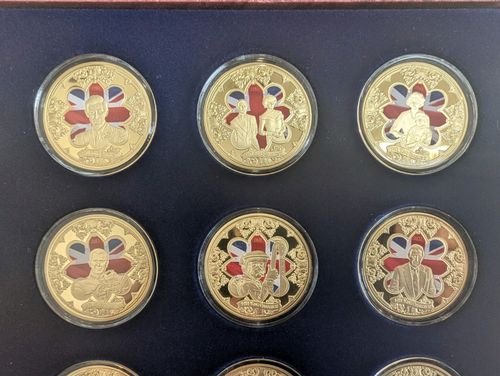 Windsor Mint King Charles III Commemorative Gold Plated Coin Collection boxed — image 4