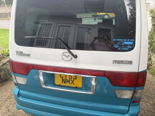 Mazda Bongo 2L Petrol 2004 — image 2