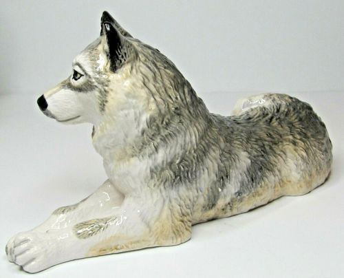 John Beswick Wolves - WOLF Lying - New for 2018 — image 3