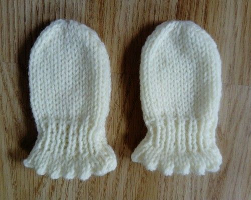 Hand Knitted Baby Cream Mittens  Newborn  Boy / Girl / Unisex Using Vintage Yarn