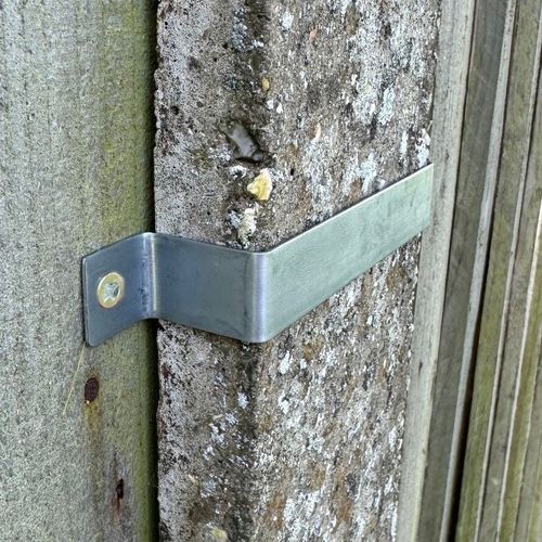 Fence Panel Security Bracket Set (20 Pack) Galvanized Steel Post Clips — image 1