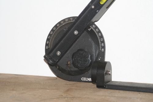 Celwave CEL Aligner Panel Antenna Alignment Dual Function Tool and Carrying Case — image 4