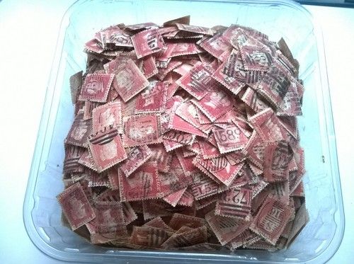 GREAT BRITAIN COLLECTION. QUEEN VICTORIA 1d RED PLATES x 100.