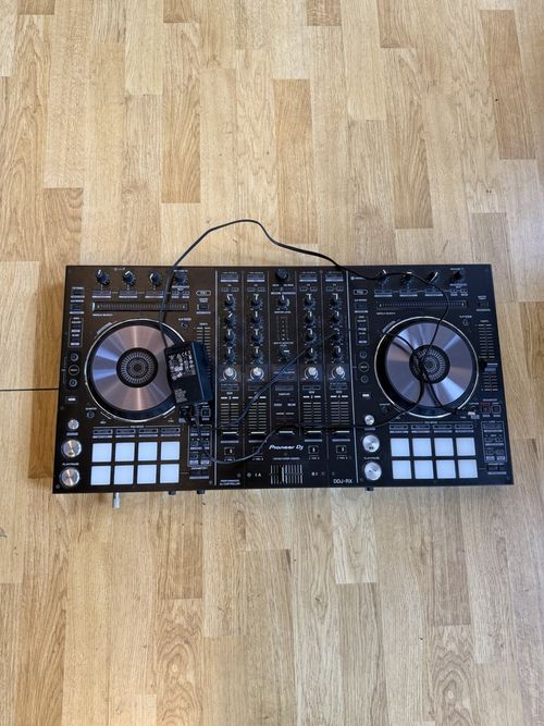 Pioneer DDJ-RX 4-Channel DJ Controller — image 8