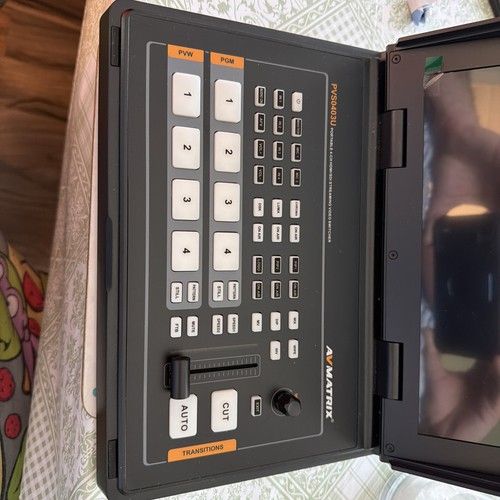 AVMATRIX PVS0403U 4x4 HDMI Streaming Video Switcher w/ Display, HDMI/USB