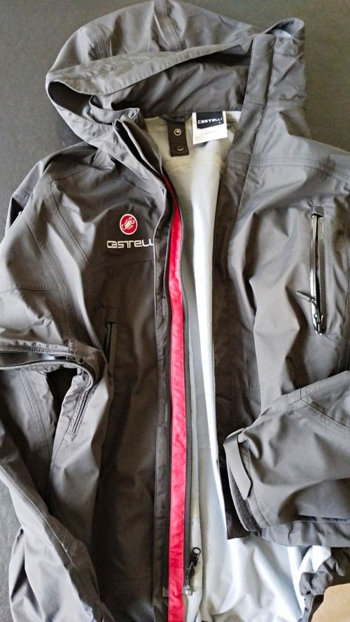 Castelli Men's Hooded Full Zip Down Cycling Puffer Jacket Black/Red M — image 1