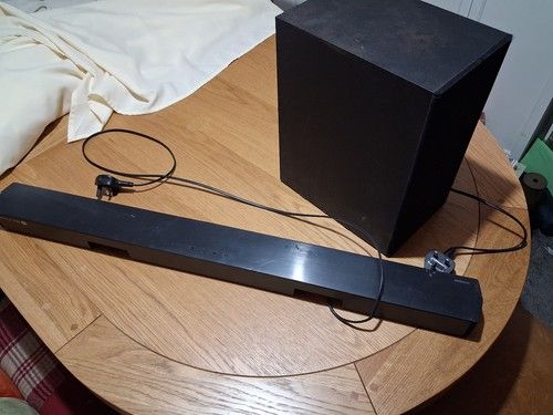 SAMSUNG HW-B450F WIRELESS 300W SOUNDBAR SUBWOOFER DTS Virtual:X HDMI OPTICAL *