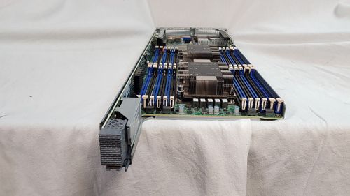 NetApp h410c 2x Intel Xeon Gold 5120 No Ram No HDD Single Node Server — image 14