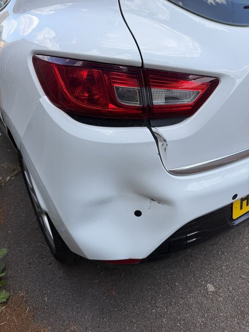 renault clio — image 3