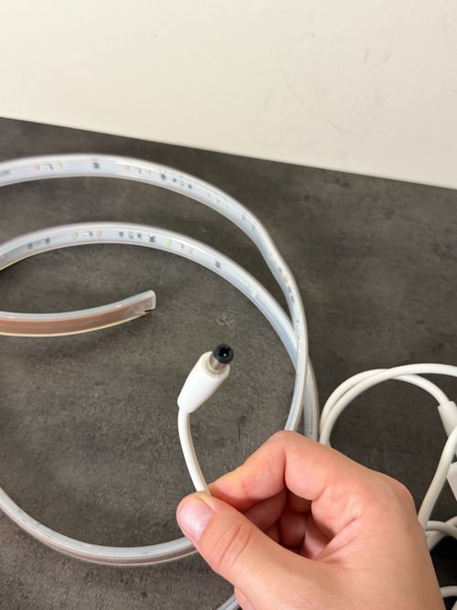 Philips Hue Solo Smart LED Lightstrip RGBWW White Colour Base Kit Untested — image 4